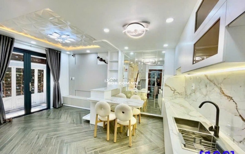 [SIÊU PHẨM - FULL NỘI THẤT] BÁN NHÀ MẶT TIỀN 6M, 2 TẦNG - KỀ HUỲNH TẤN PHÁT, KCX TÂN THUẬN - QUẬN 7 - CHỈ 3 TỶ 99